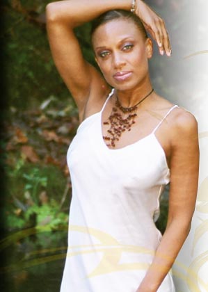 Sandy Griffith | Female Vocalist | Soul Singer Sings Background Vocals for Singer Tony Adamo and Records Withceline Dion, Aretha Franklin, Elton John, AL Jarreau,