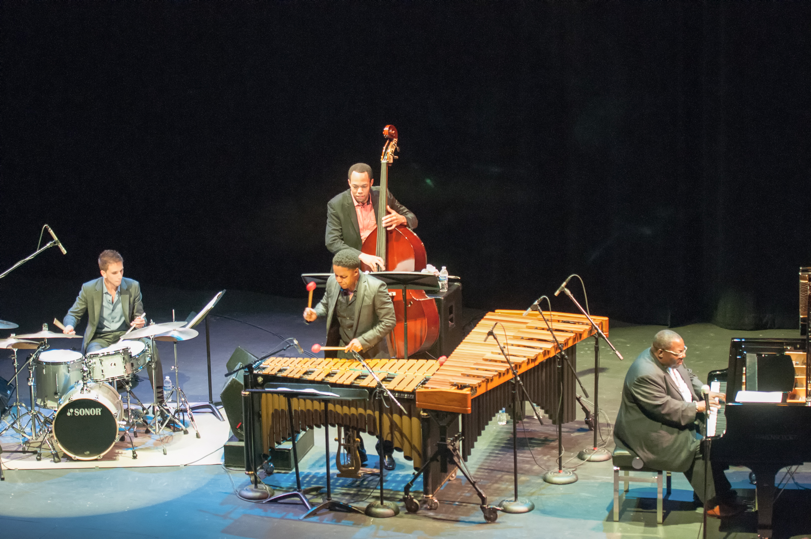 Evan sherman, eric wheeler, stefon harris and cyrus chestnut at the tempe arts center