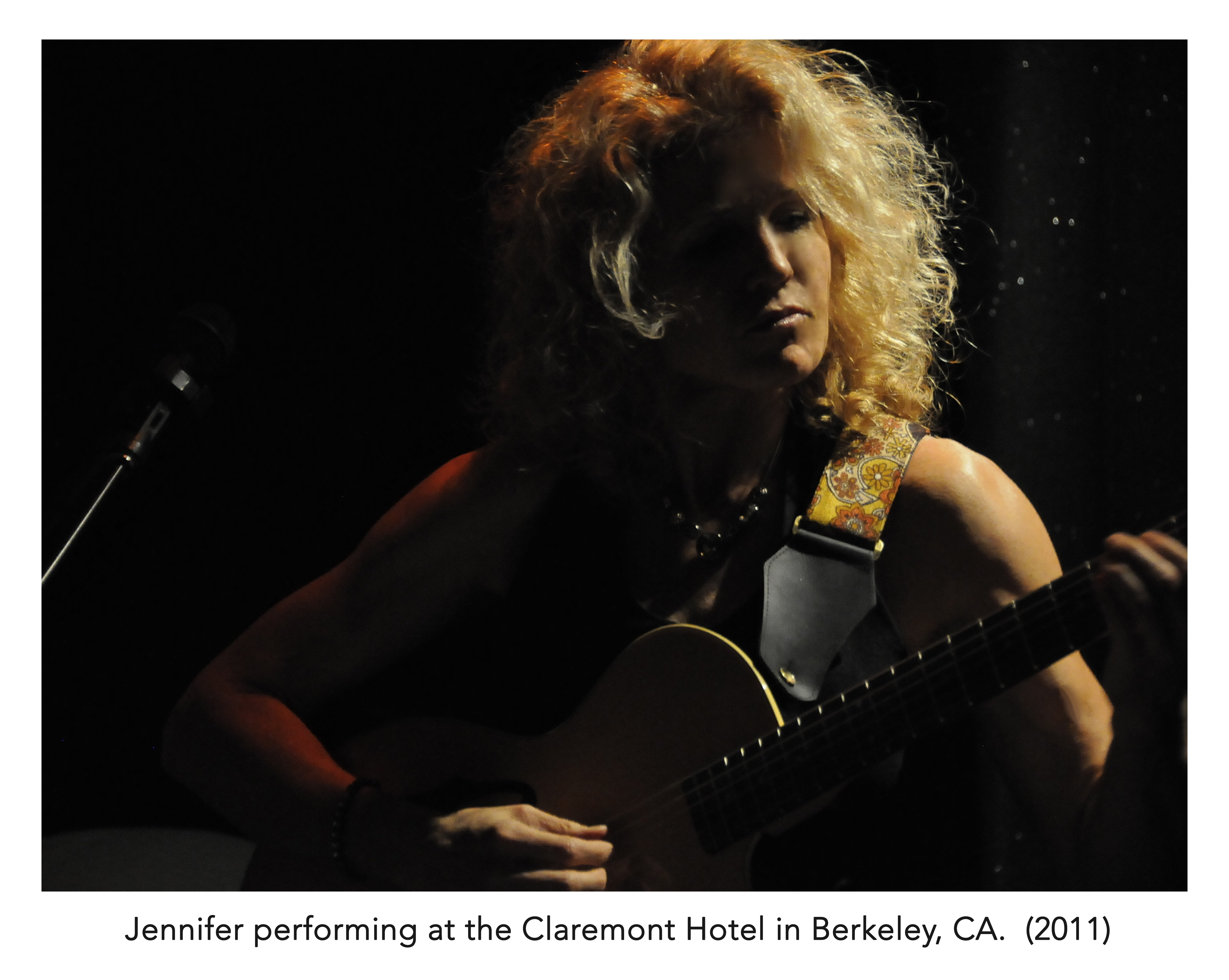 Jennifer Lee live at the Claremont