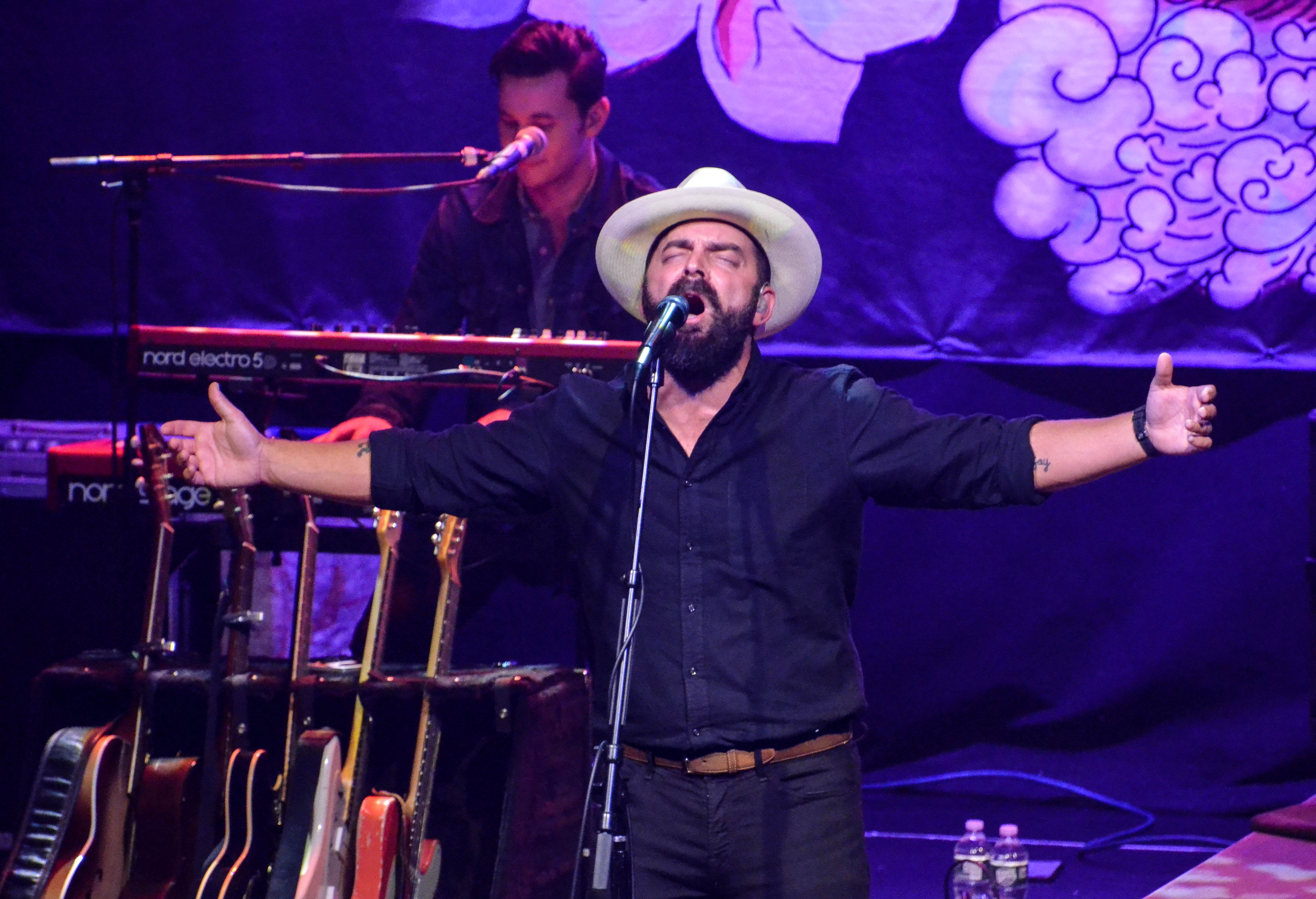 Drew Holcomb and the Neighbors at The Gramercy Theater. 