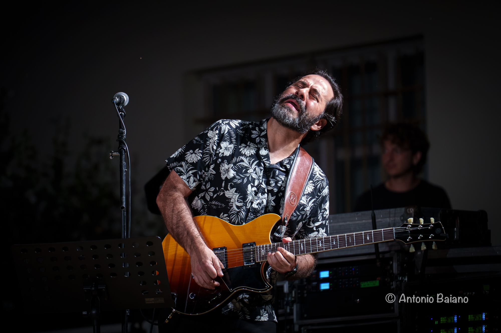 Julian Avila