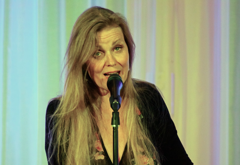 Tierney Sutton's Paris Sessions Trio