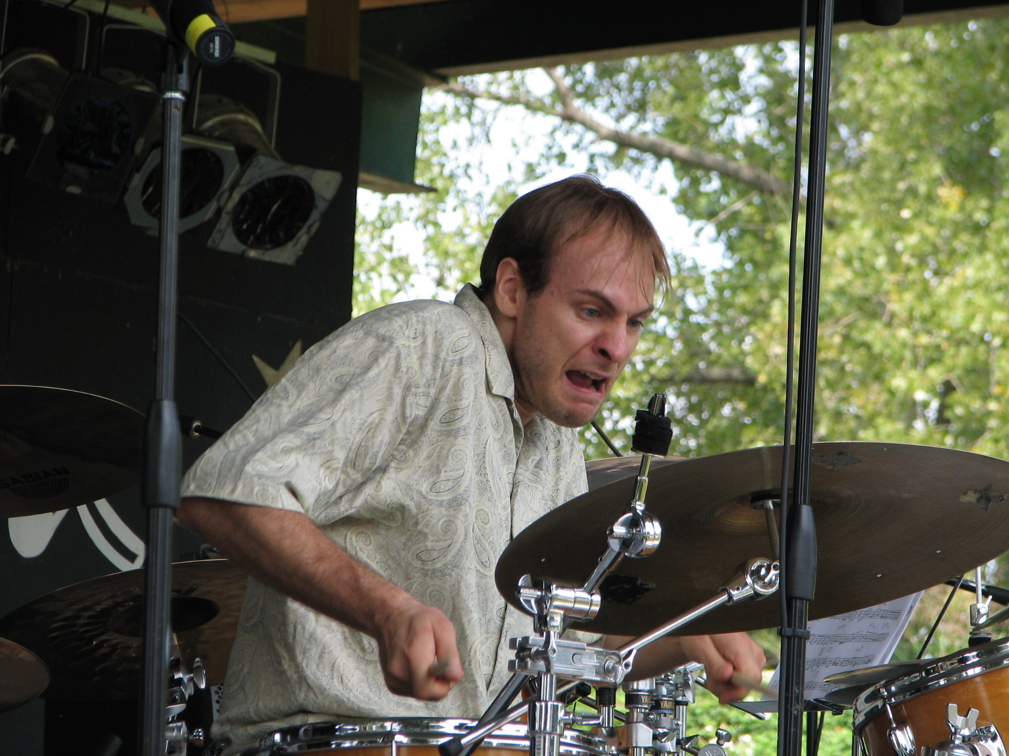 Ari Hoenig