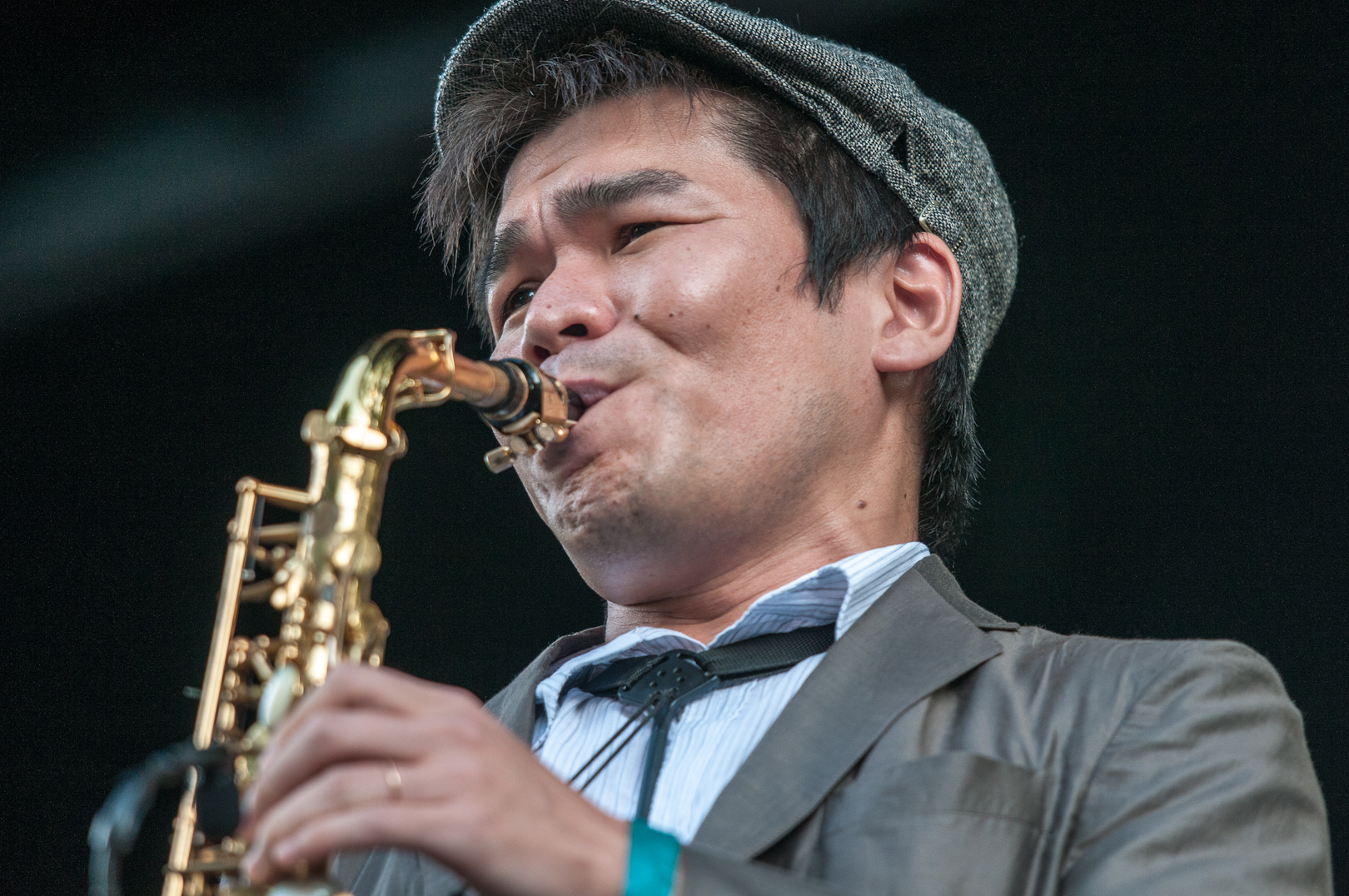 Yosuke Sato with Gregory Porter at the Charlie Parker Jazz Festival 2012