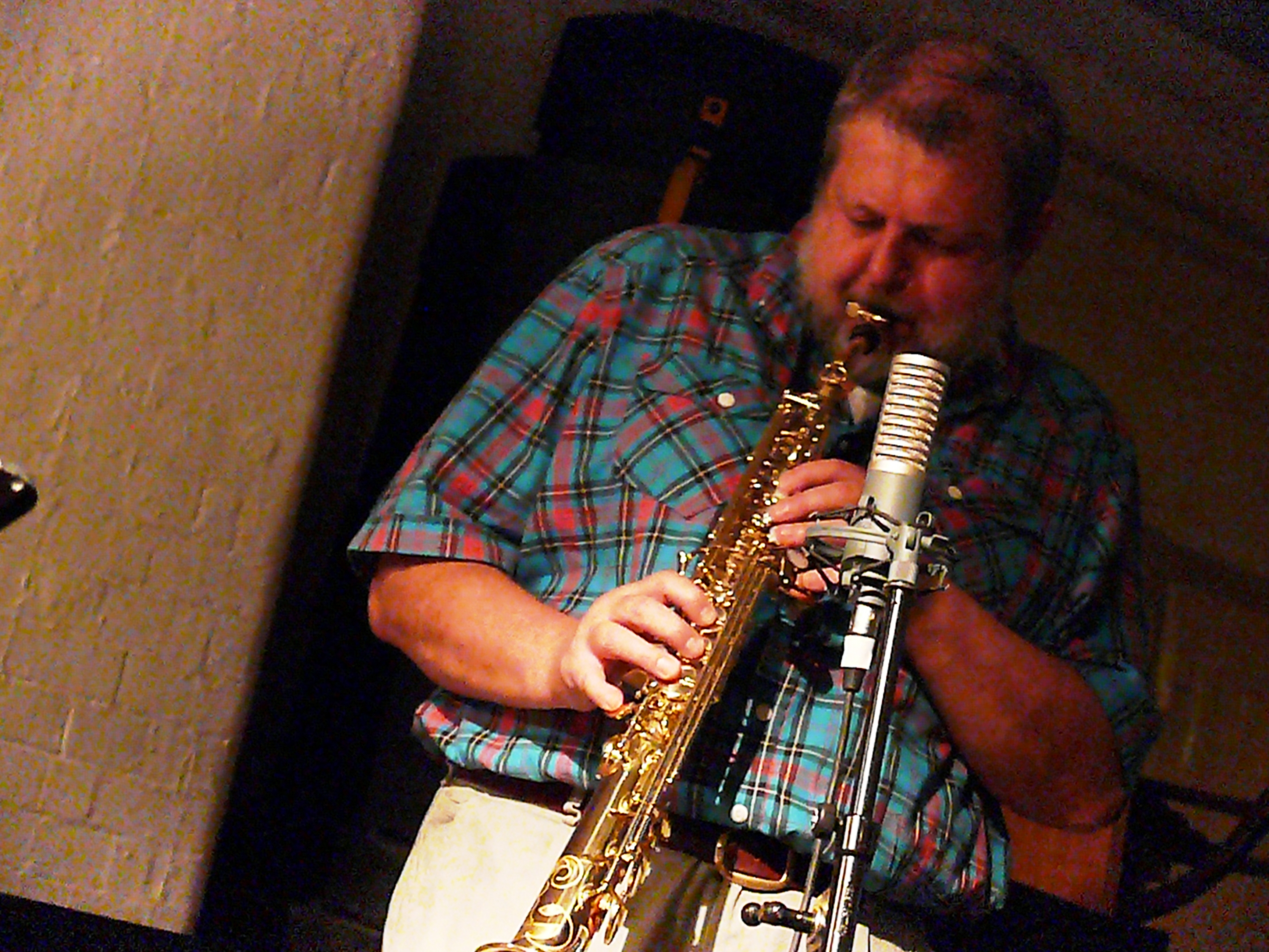 Paul Dunmall at Cafe Oto, London in December 2011