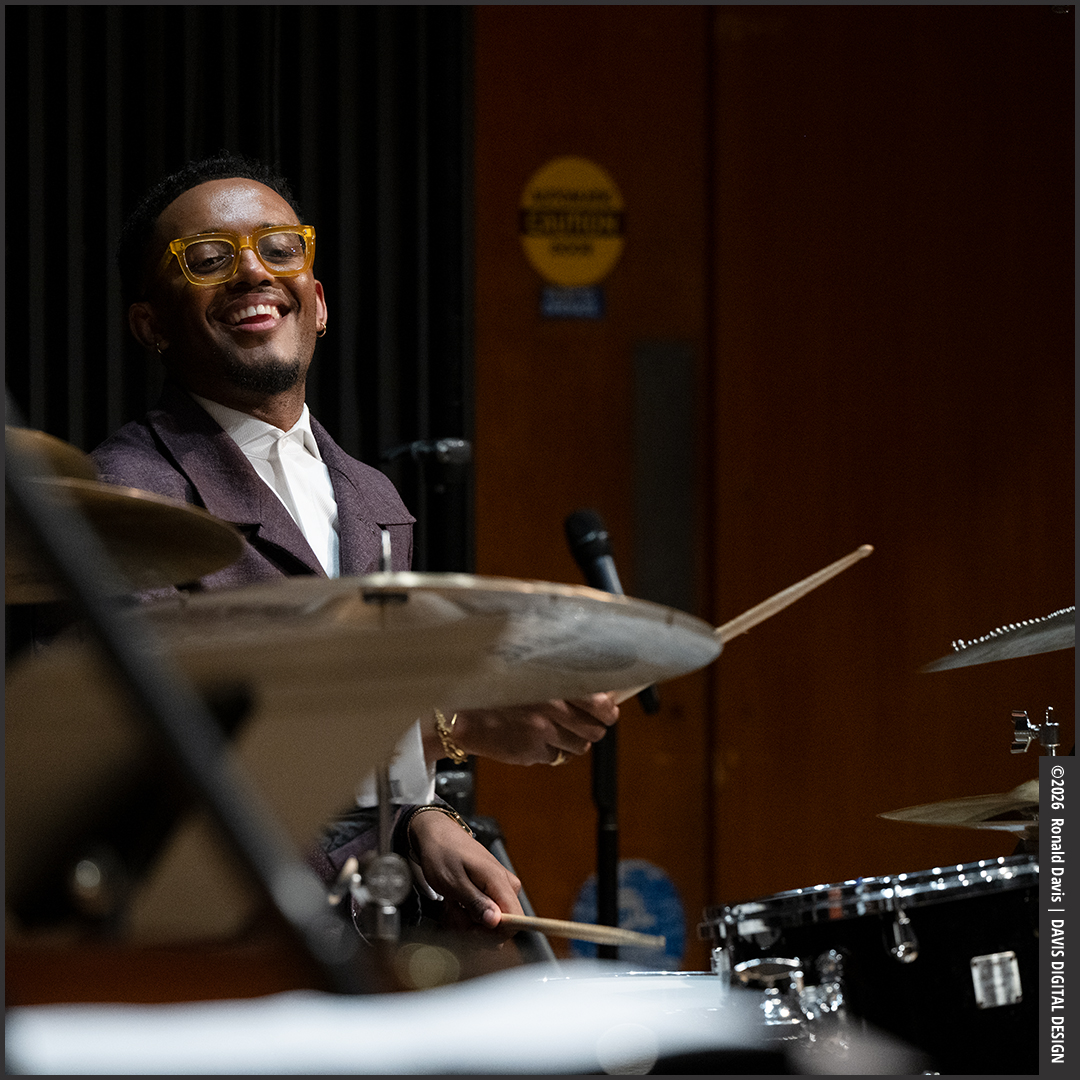 Luther Allison — jazz photo by Ronald Davis | All About Jazz