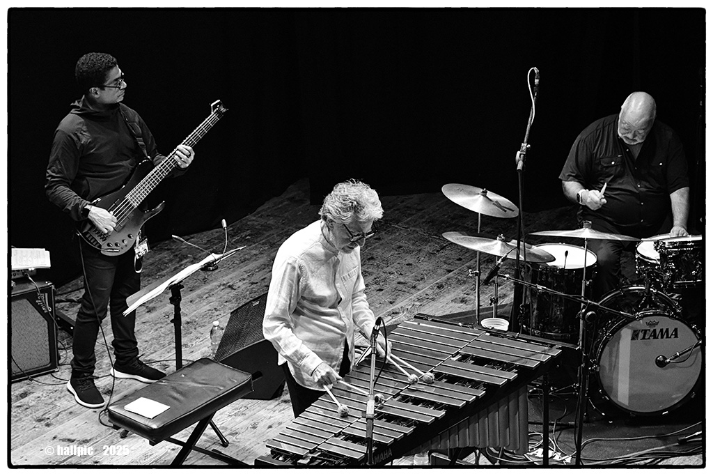 Peter Erskine & the Dr. Um Band feat. Mike Mainieri