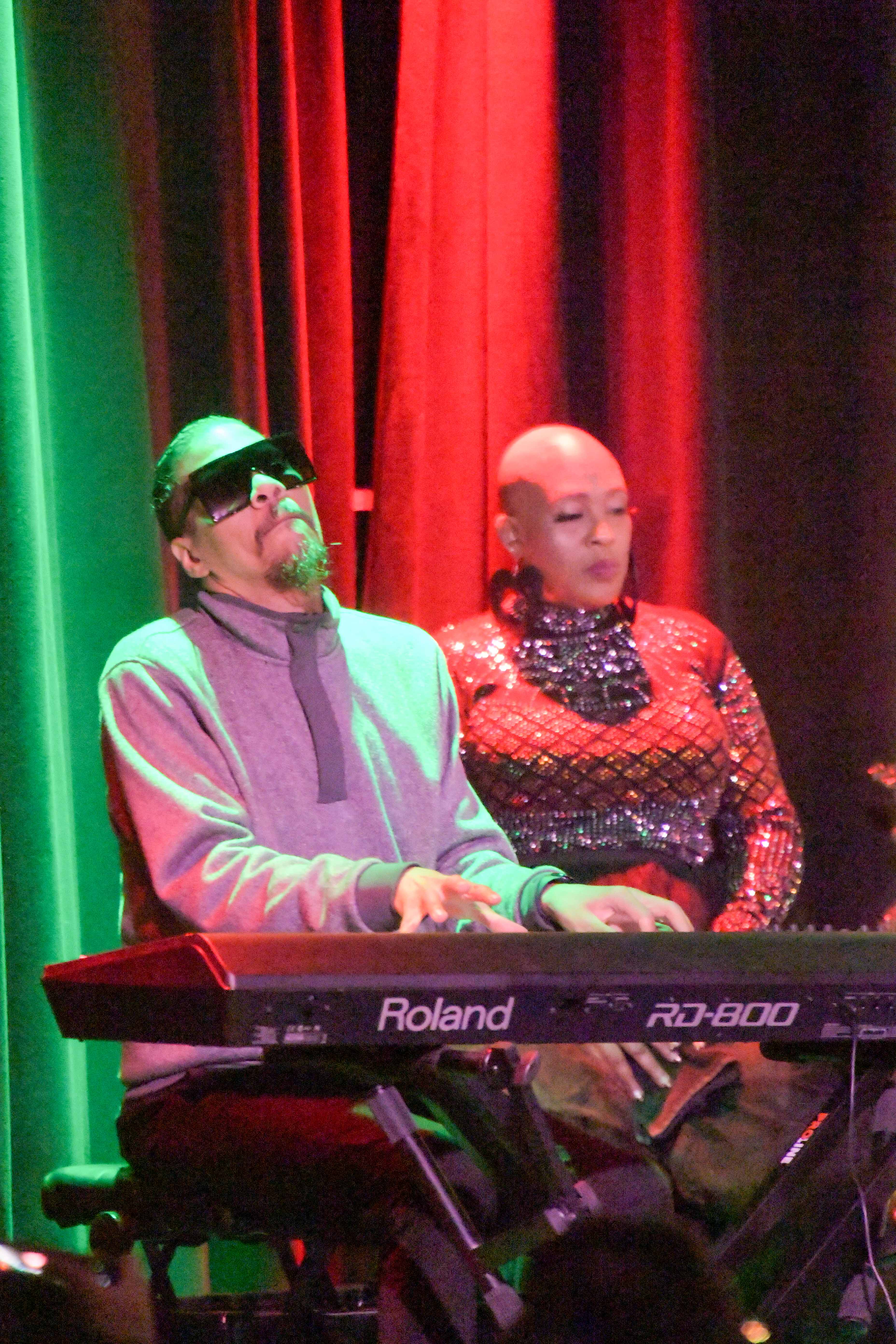Drew Miles - keyboards