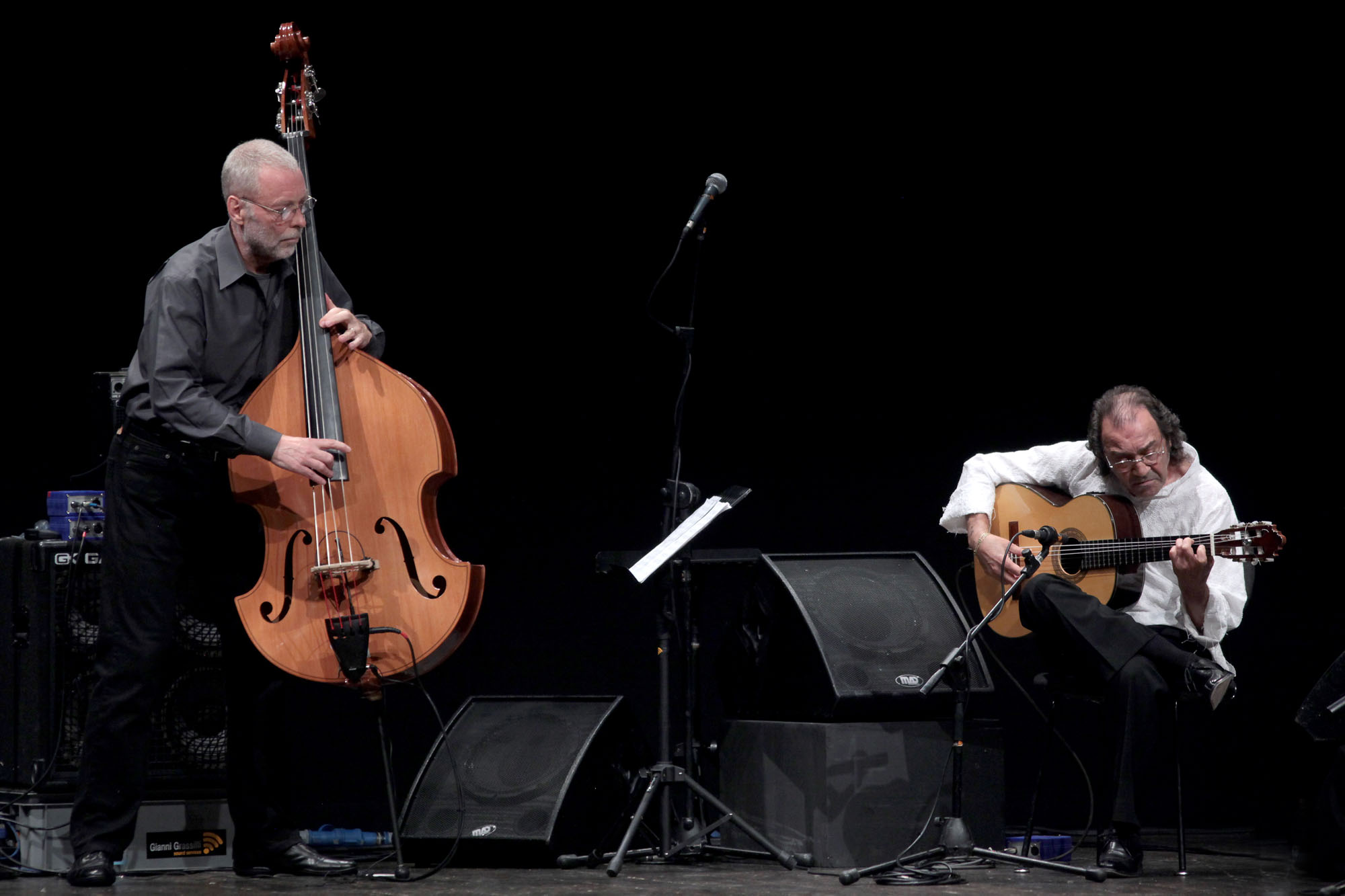 Dave Holland - Pepe Habichuela — jazz photo by Luciano Rossetti | All About Jazz