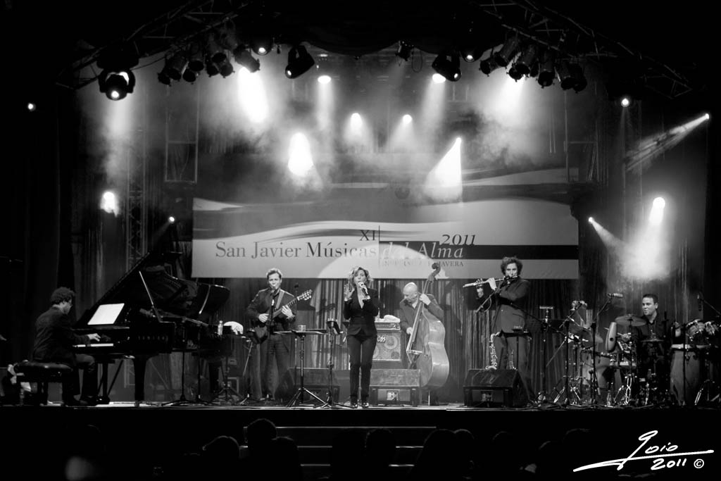 Sole Gimenez-Grupo-2011