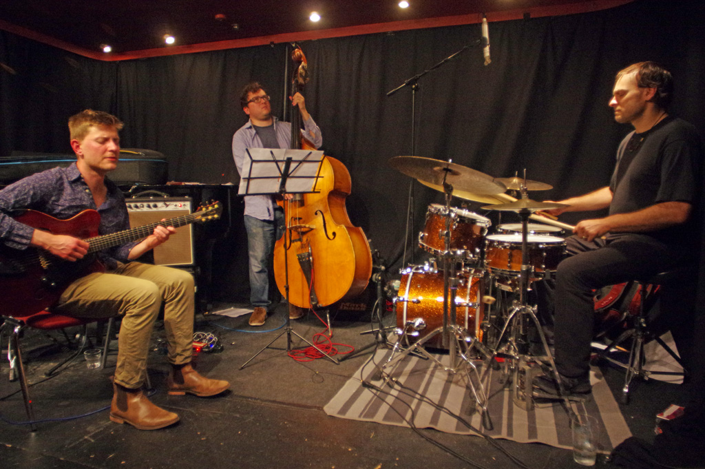 Ari Hoenig Trio