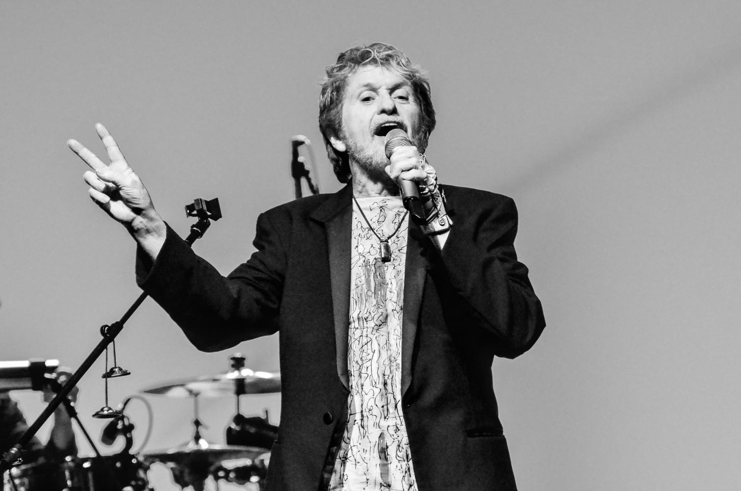 Anderson, Rabin and Wakeman at the Paramount on 10/22/2016. 