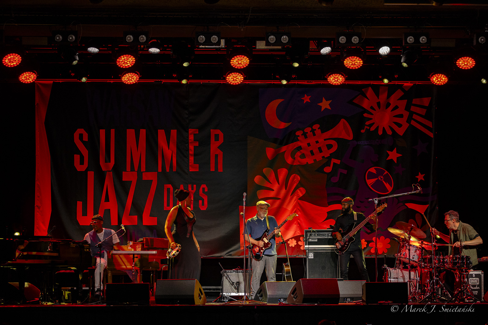 Lizz Wright band — jazz photo by Marek J. Śmietański | All About Jazz