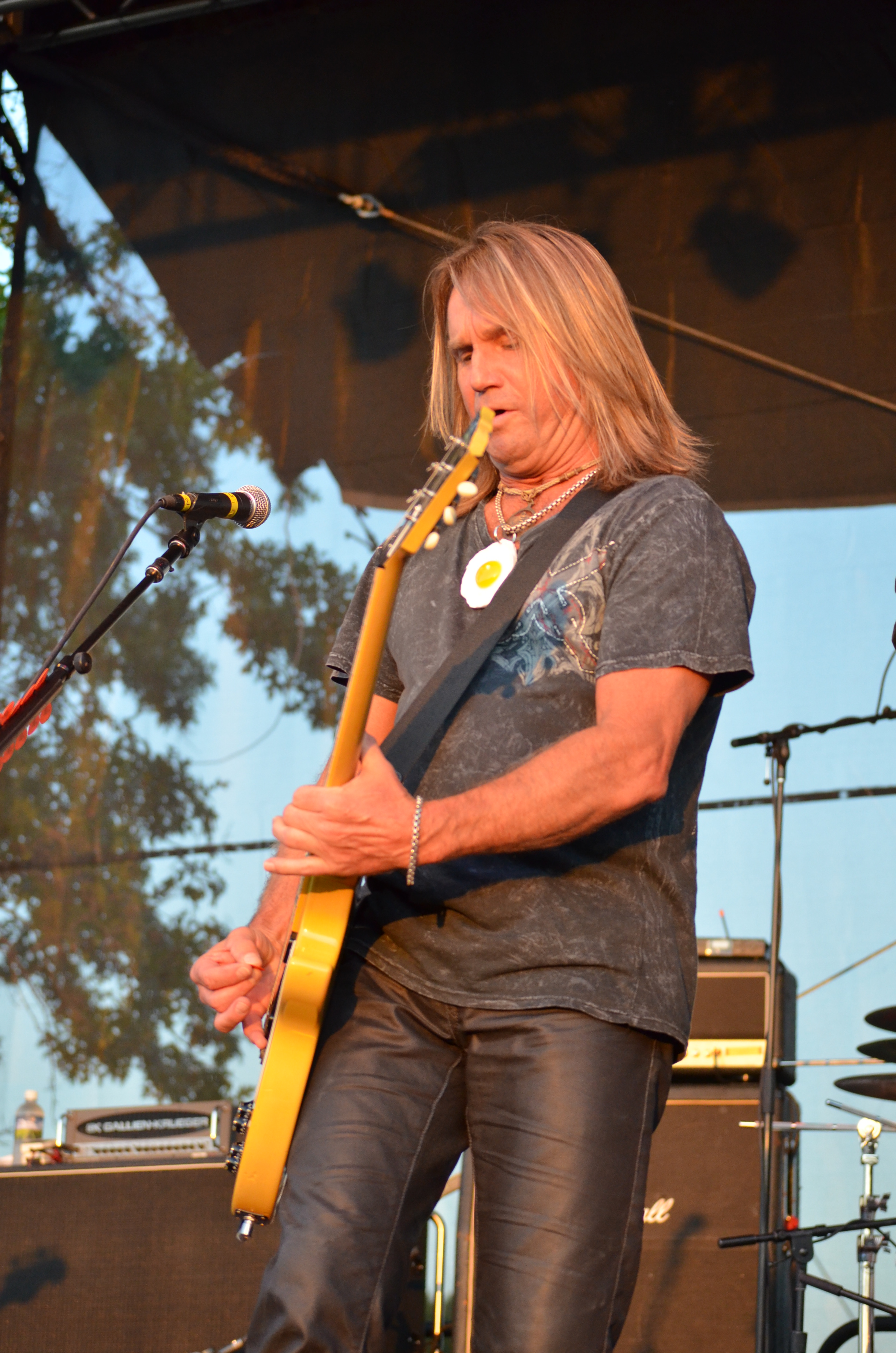 Foghat 18