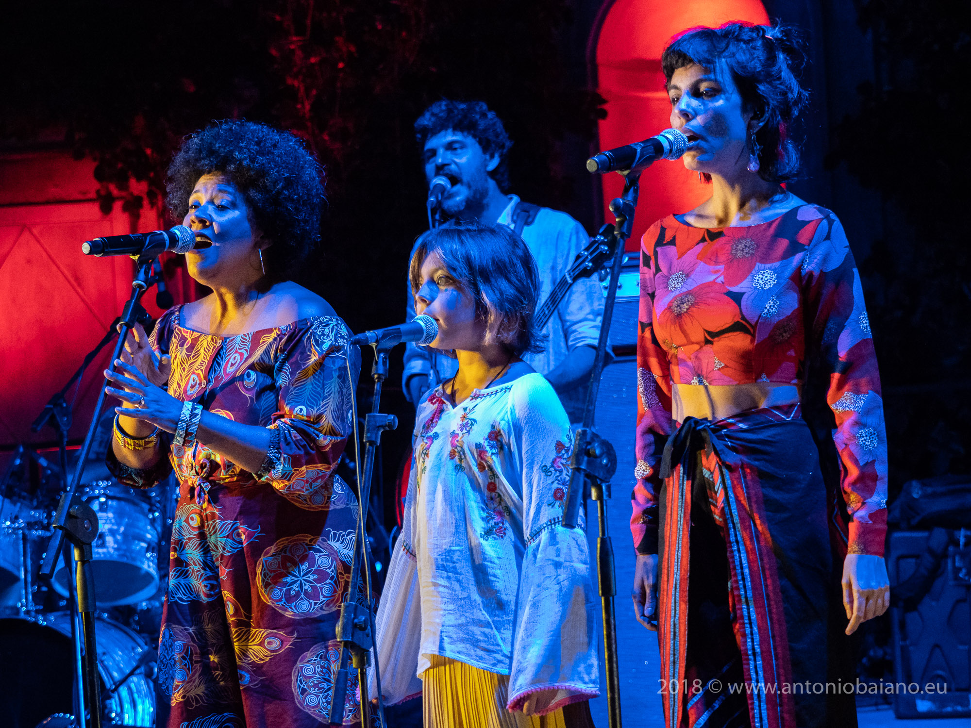 Nara Gil, Flor Demasi, Ana Lomelino, Bruno di Lullo - Refavela 40