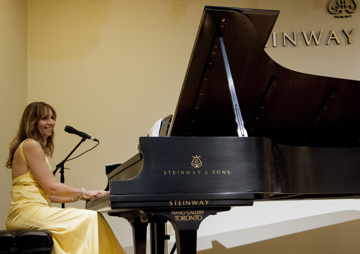 Laura Fernandez - Steinway Artist - Steinway Gallery Concert - Toronto