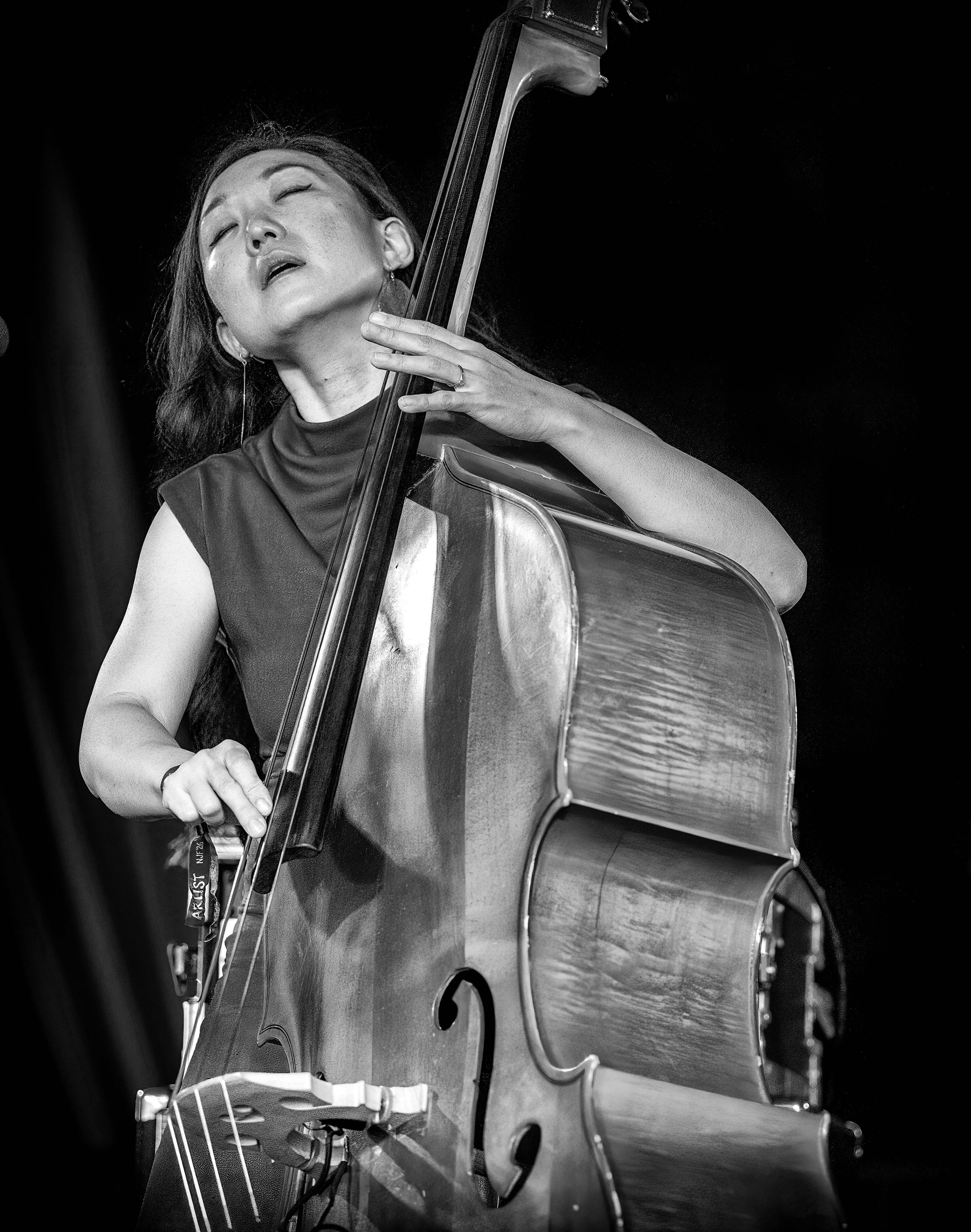 Linda May Han Ho — jazz photo by Mark Robbins | All About Jazz