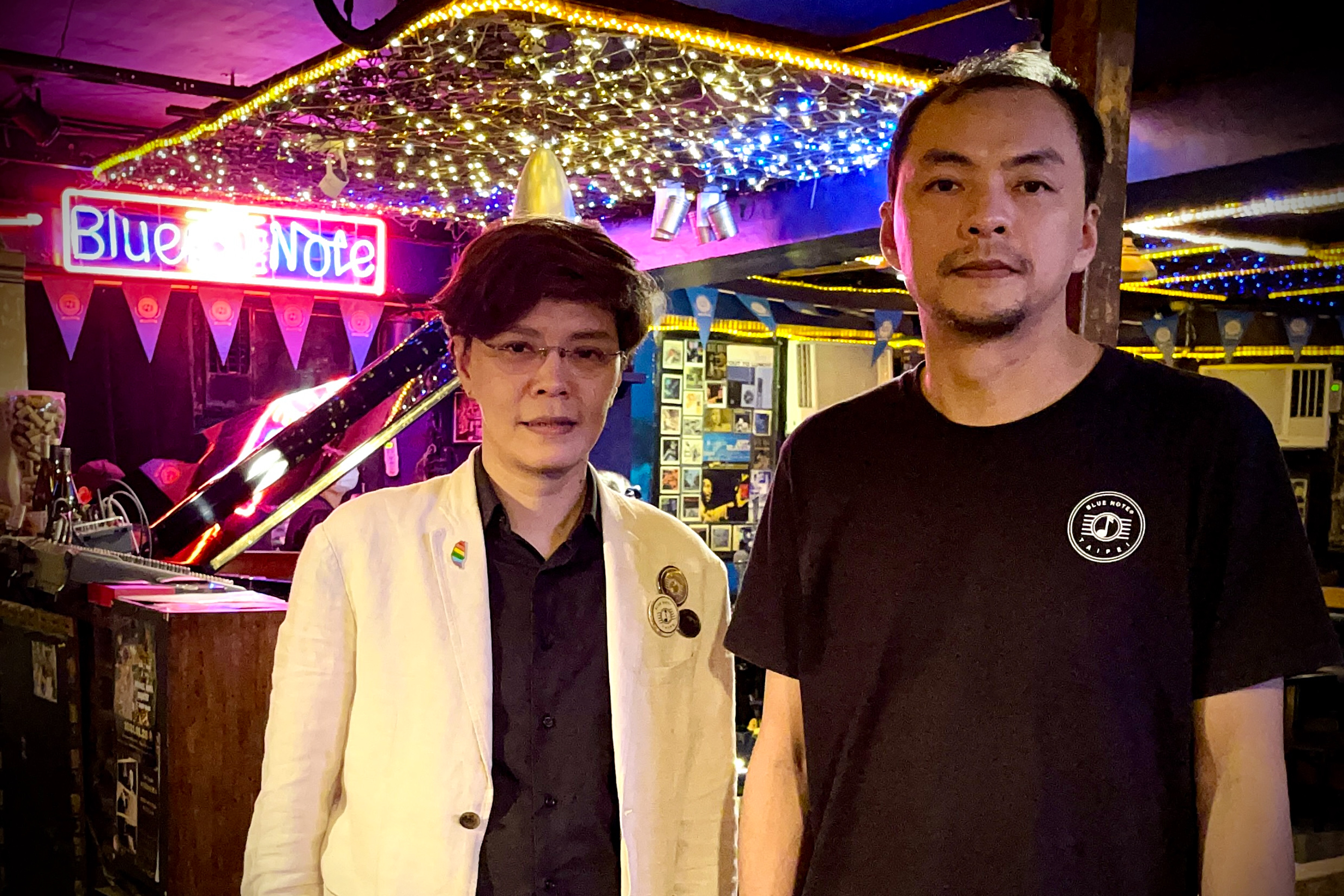 Blue Note Taipei owner Huang Xinzhe (right) and co-manager Huang Dan (left) in front of stage