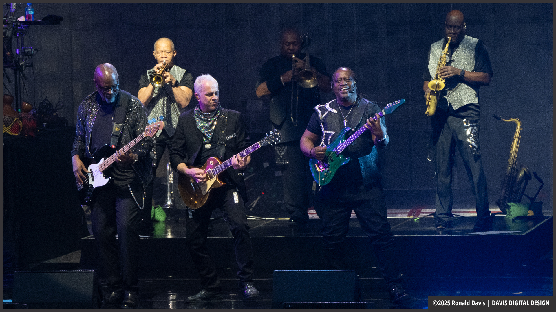 Earth, Wind & Fire