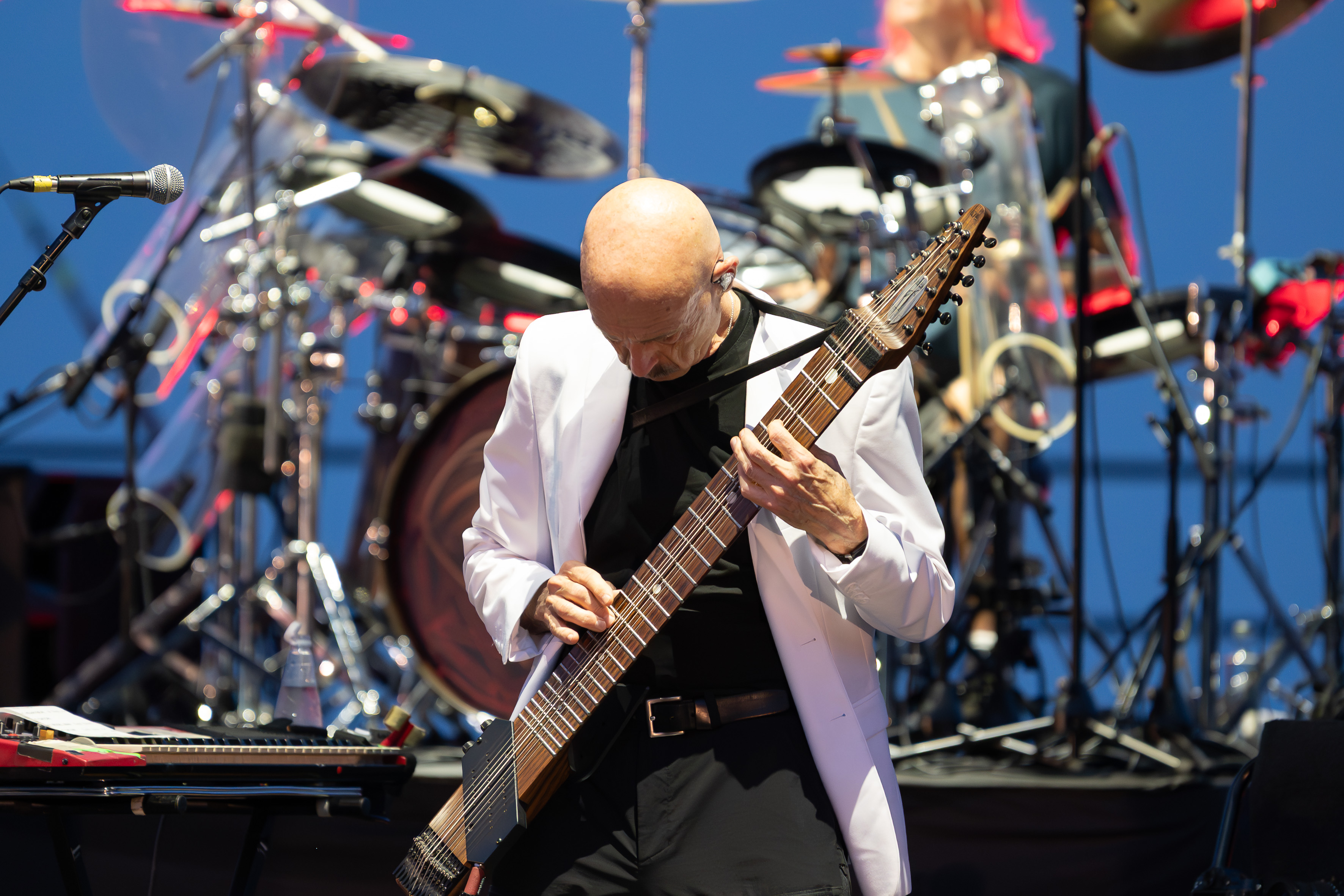 Tony Levin, BEAT — jazz photo by Gabriele Guala | All About Jazz