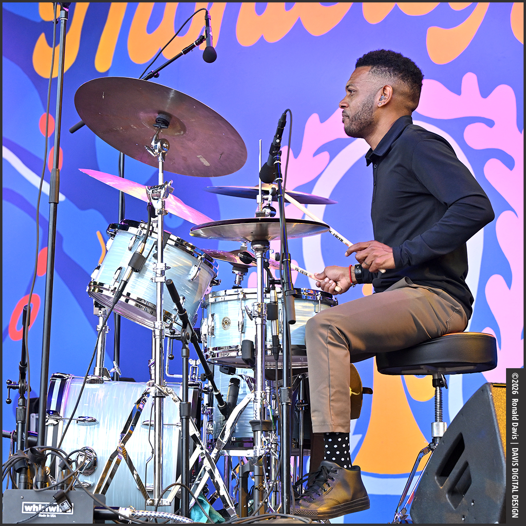 Ele Howell — jazz photo by Ronald Davis | All About Jazz