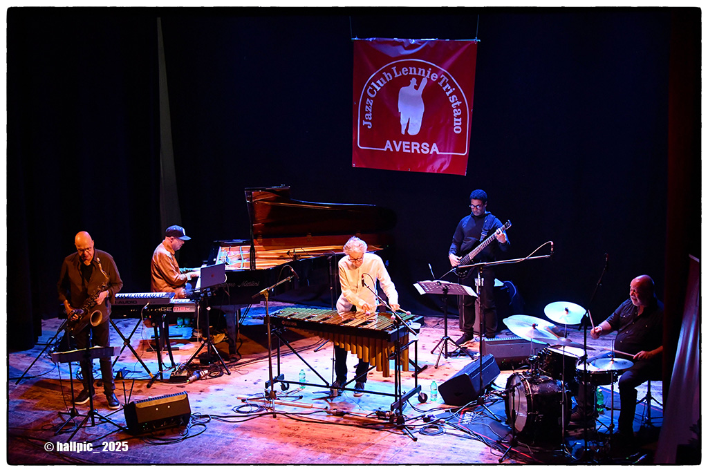 Peter Erskine & the Dr. Um Band feat. Mike Mainieri