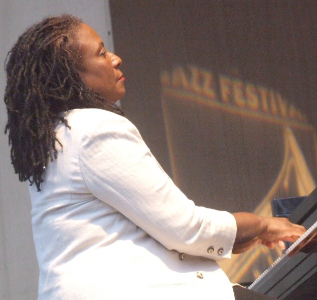 Geri Allen with Trio 3 at 2011 Chicago Jazz Festival