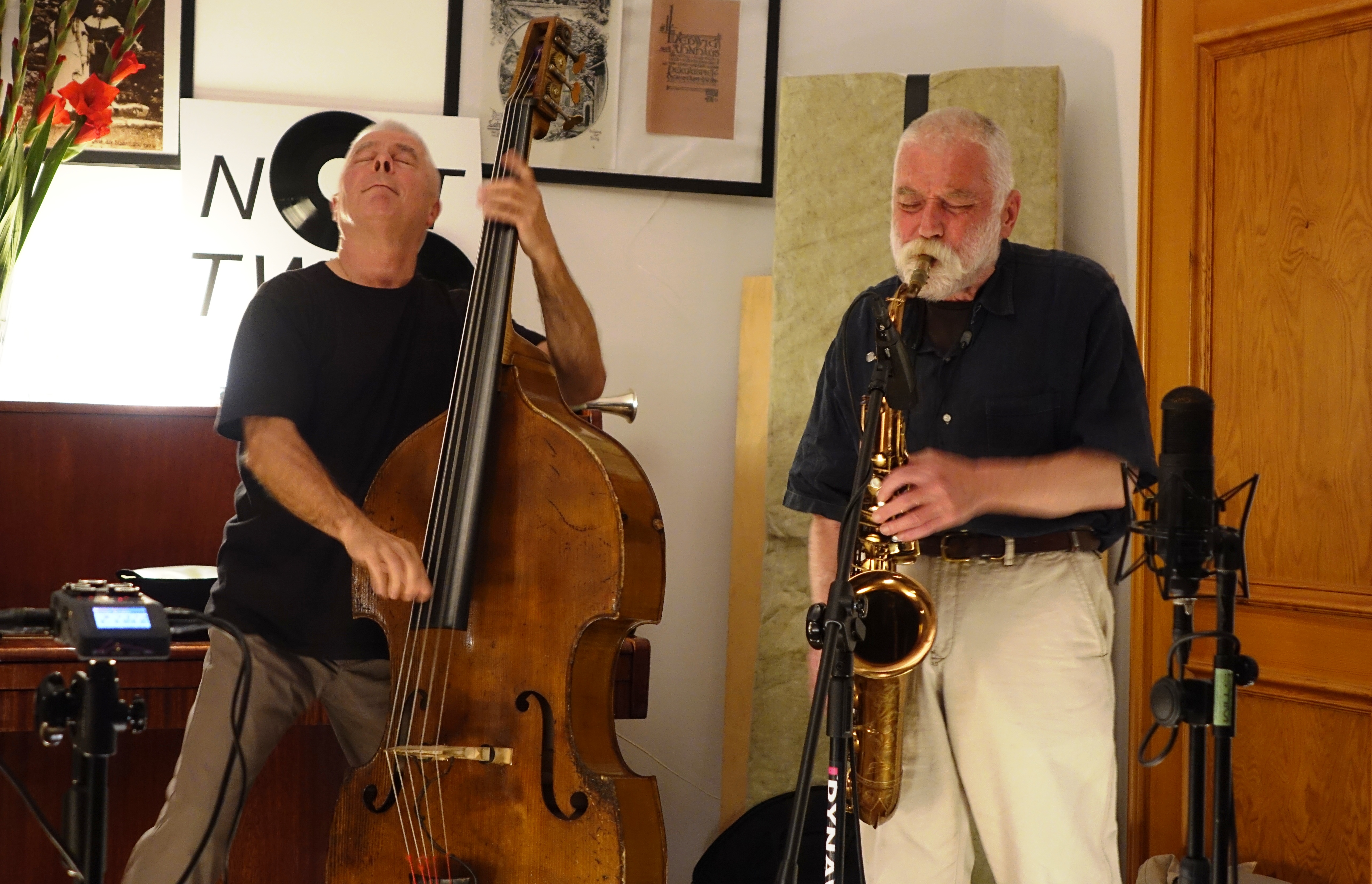 Barry Guy and Peter Brötzmann in Wlen, Poland in September 2018