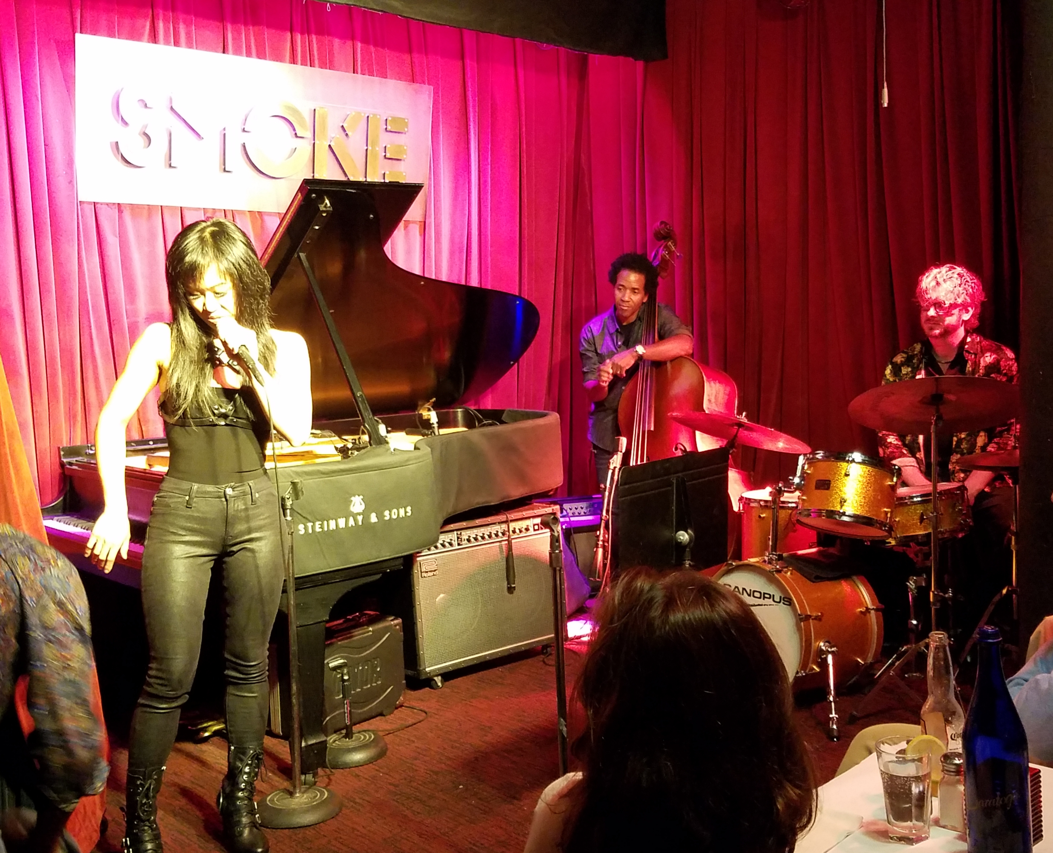 Connie Han Trio @ Smoke Jazz Club