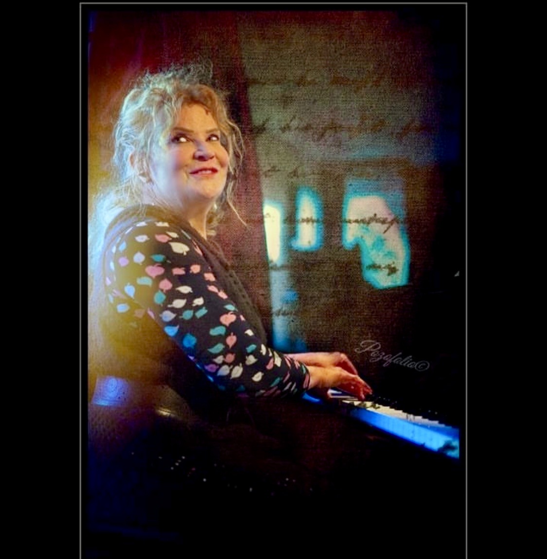 Intimate concert-Ghent  — jazz photo by Marie-Paule Franke | All About Jazz