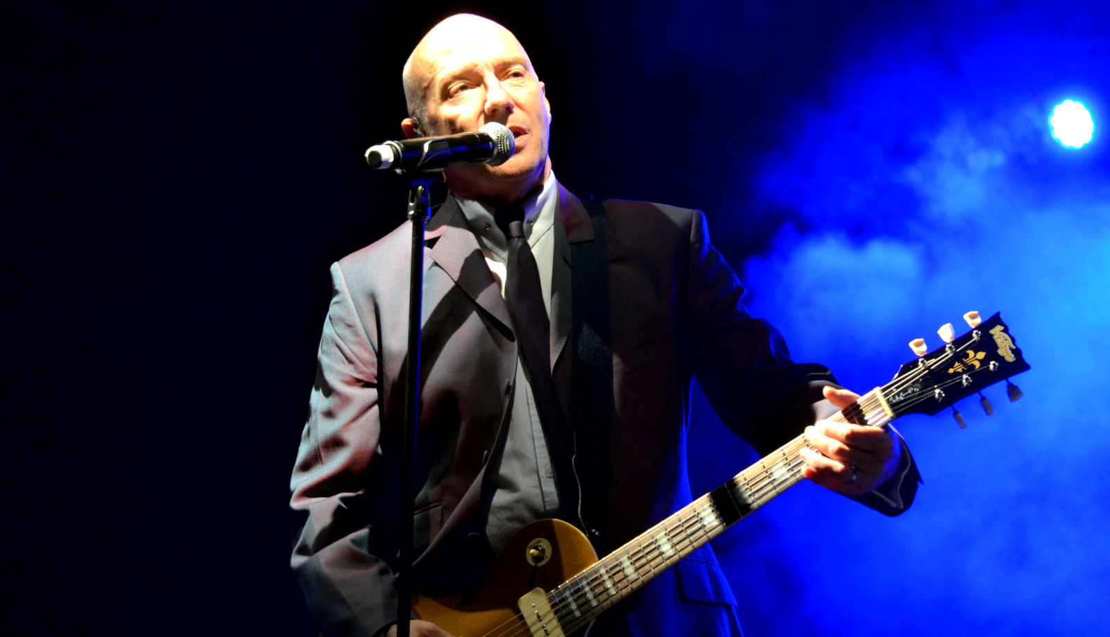 Midge Ure Performing at the Retro Futura Show on 8-23-2014.