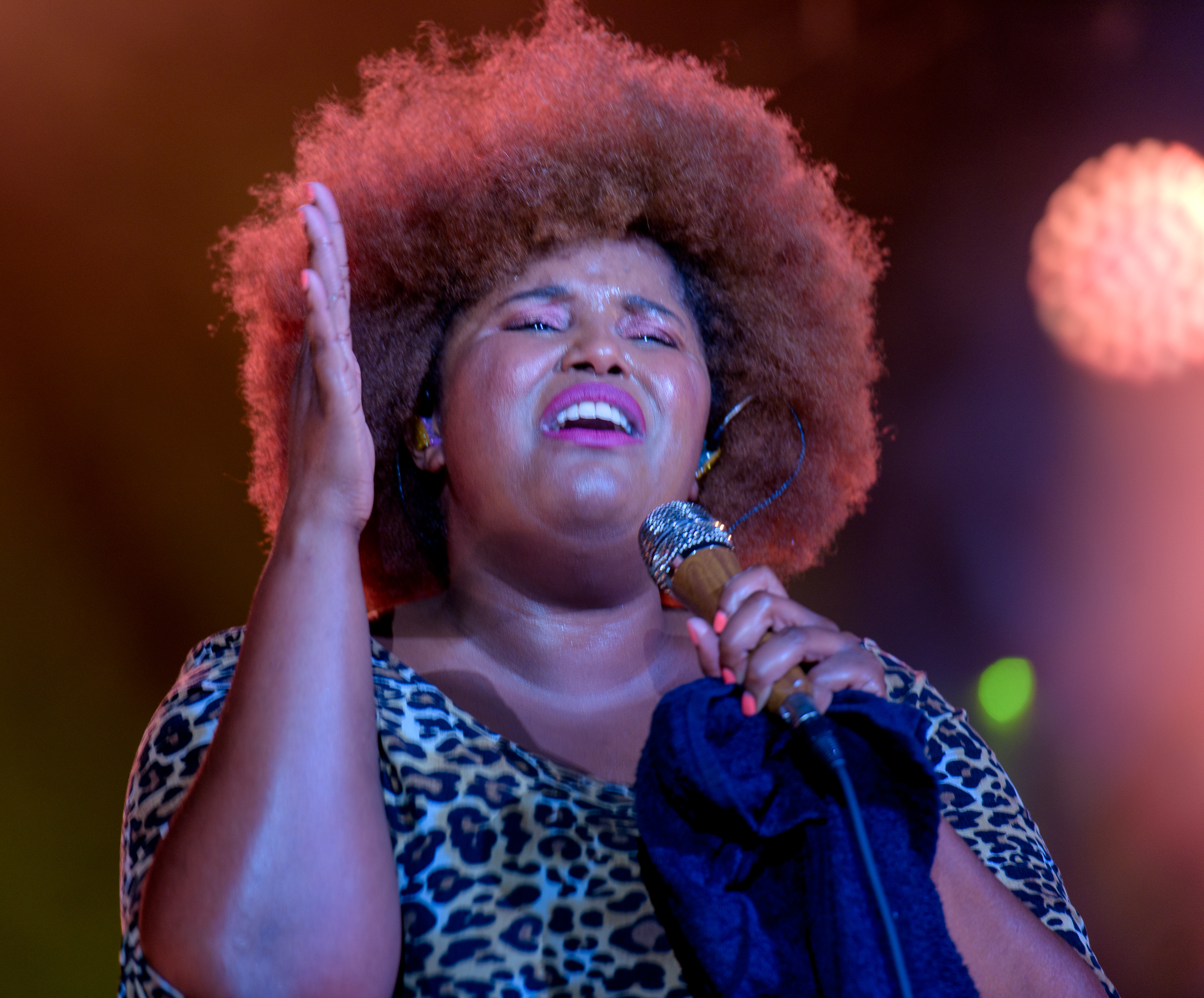 Kam Franklin With The Suffers At The Montreal International Jazz Festival 2018