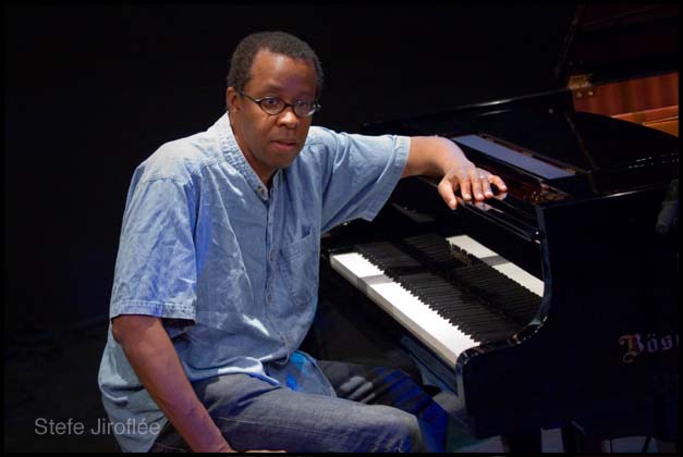 Matthew Shipp Trio