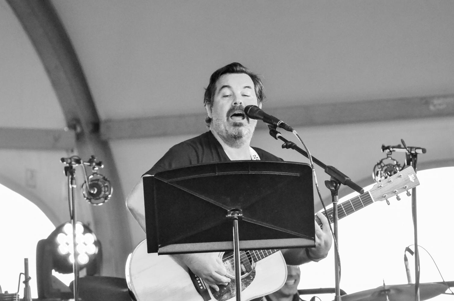 Duncan Sheik and Suzanne Vega Sunset Concert at Sands Point Preserve Conservancy on 9-25-2016.