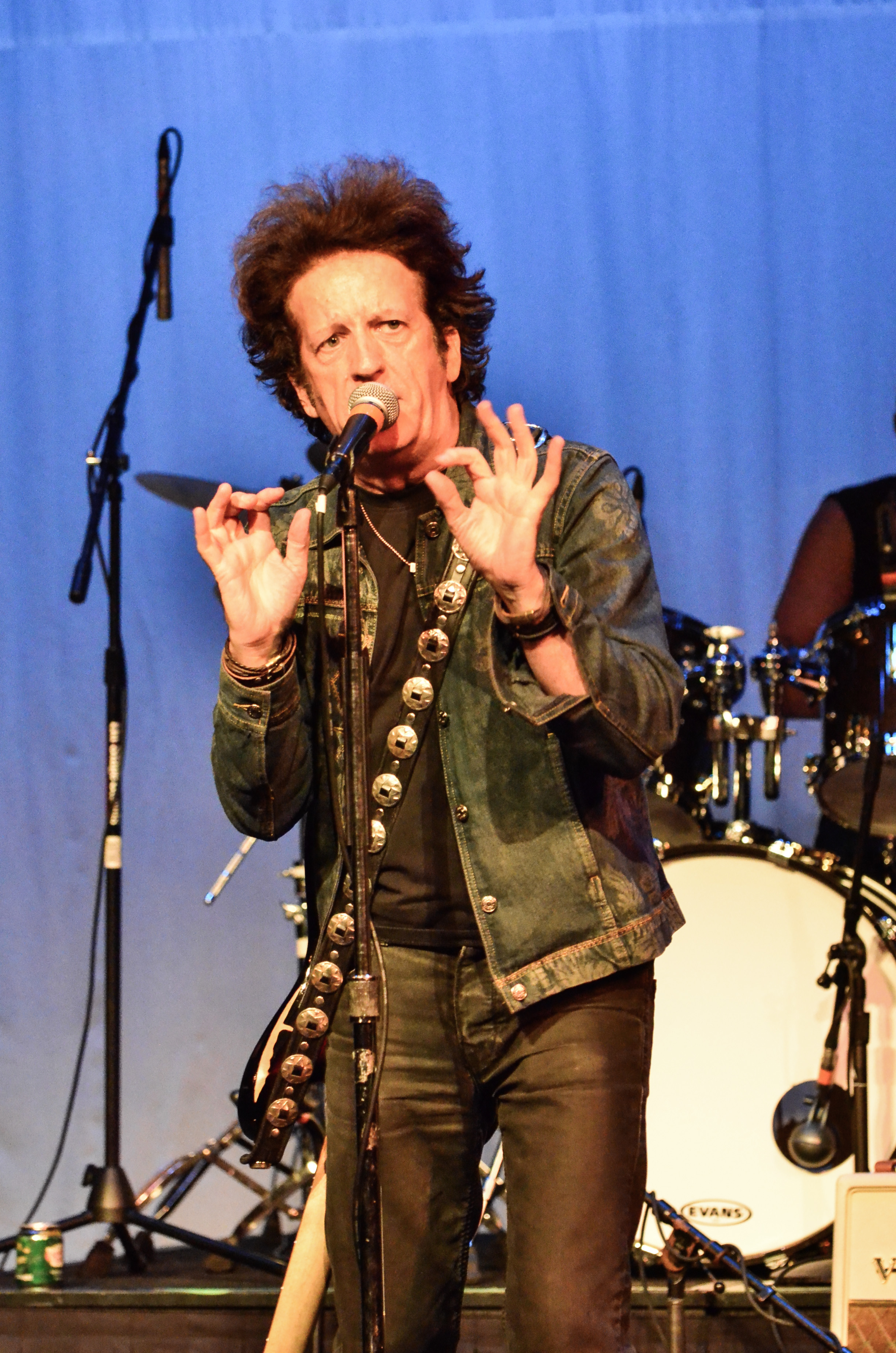 Willie Nile at theYMCA Boulton Center in Bay Shore on 9-26-2015.