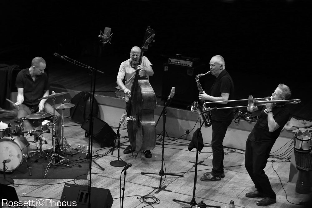 Frode Gjerstad Trio e Steve Swell