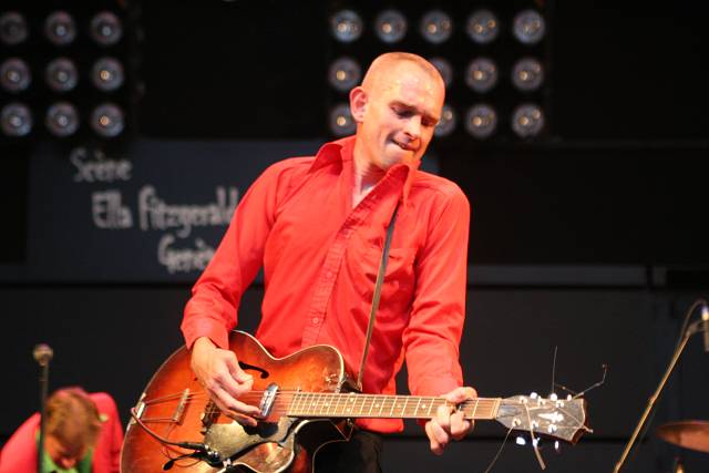 De Kift at Parc de la Grange, Musiques En Ete, Geneva,Switzerland, 2005