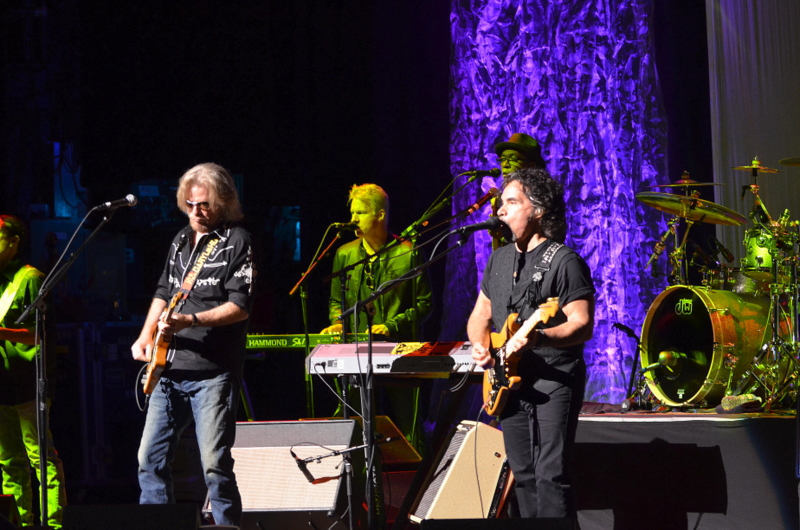 Hall & oates , nyc, beacon theatre, 9-23-2013
