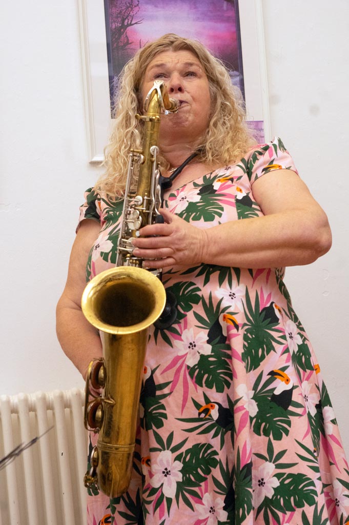 Tracey Mendham Trio — jazz photo by Brian O'Connor | All About Jazz