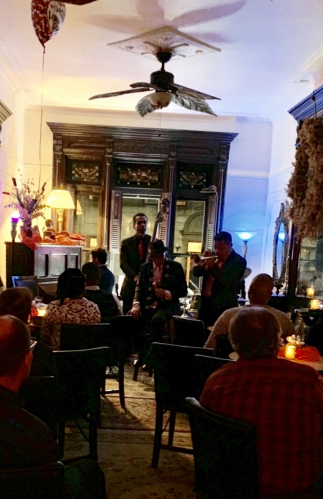 The House Of Jazz  Presenting
