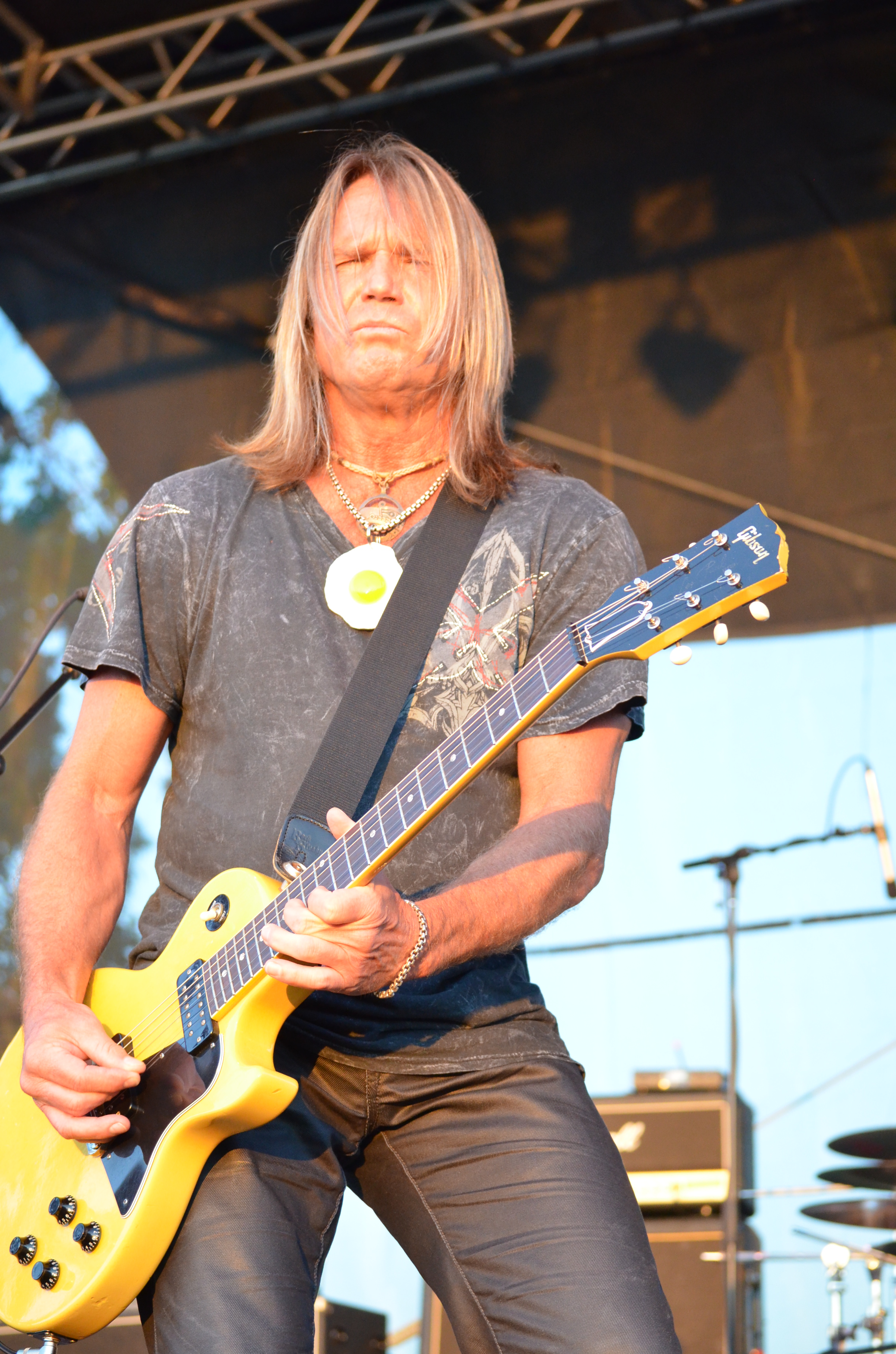 Foghat 32