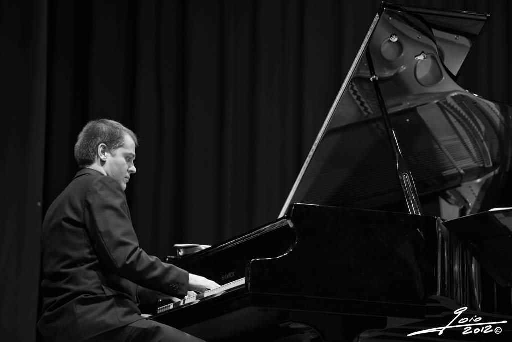 Luis Suria-2012-(1)