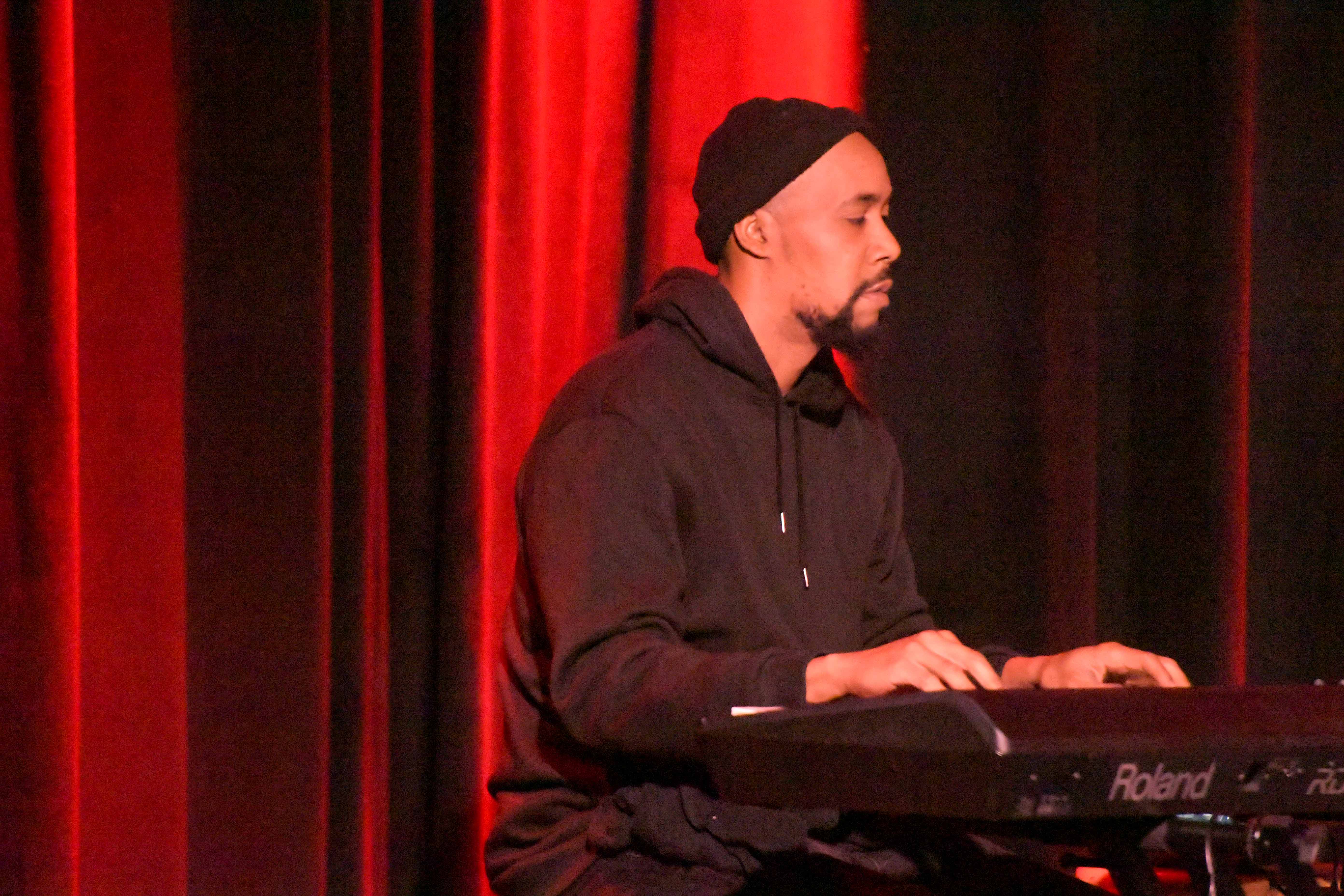 JL Harris - keyboards
