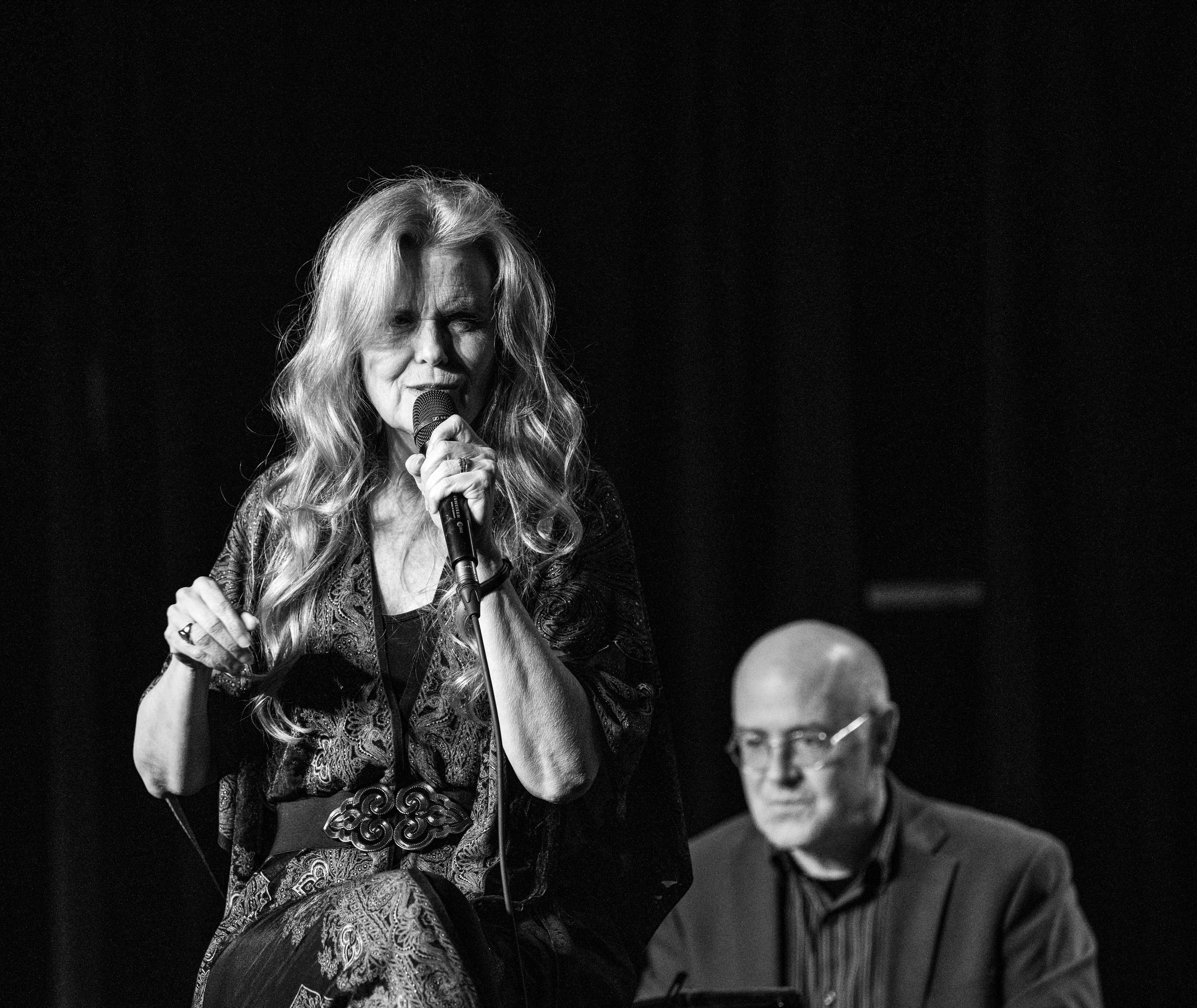 Tierney Sutton with the Jae Sinnett Trio