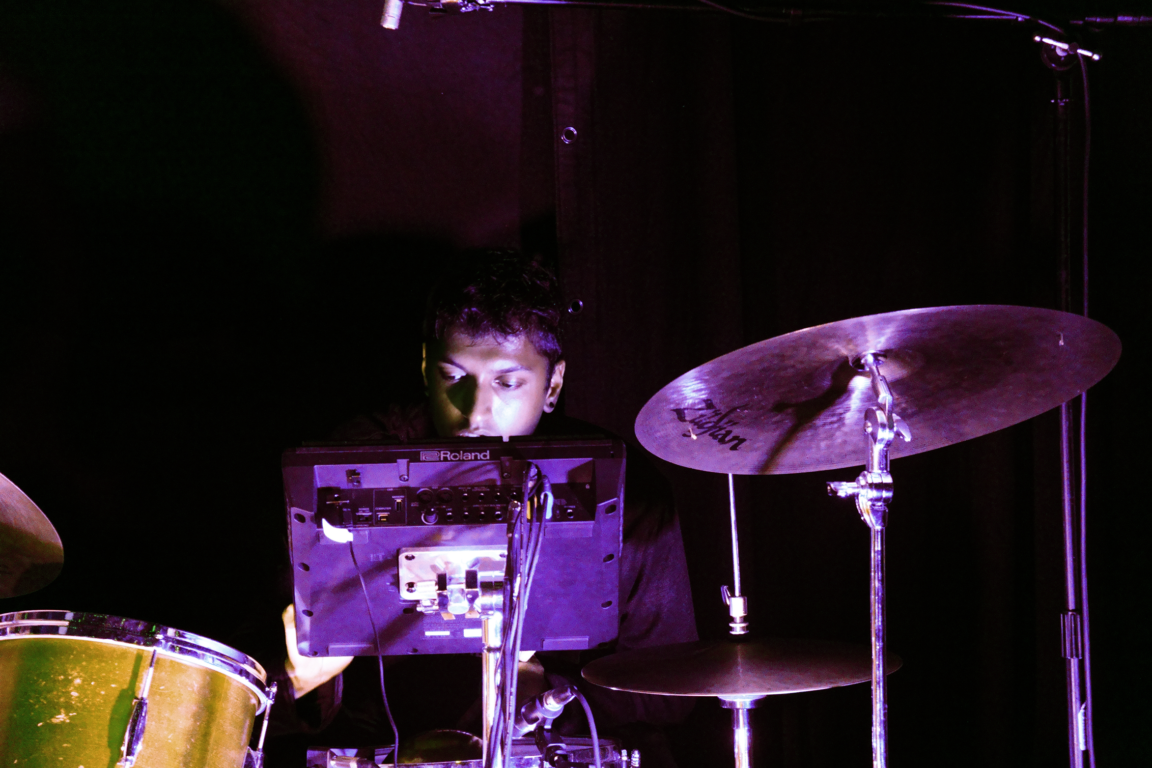 Rino Sivathas at Kruttverket, Oslo — jazz photo by Daniel Mège | All About Jazz