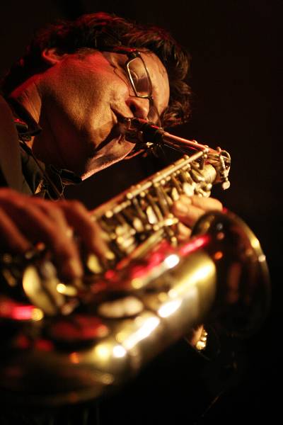 Eduardo Kohan with "Libertango" at L'Ecurie, Geneva, Switzerland, March 2006