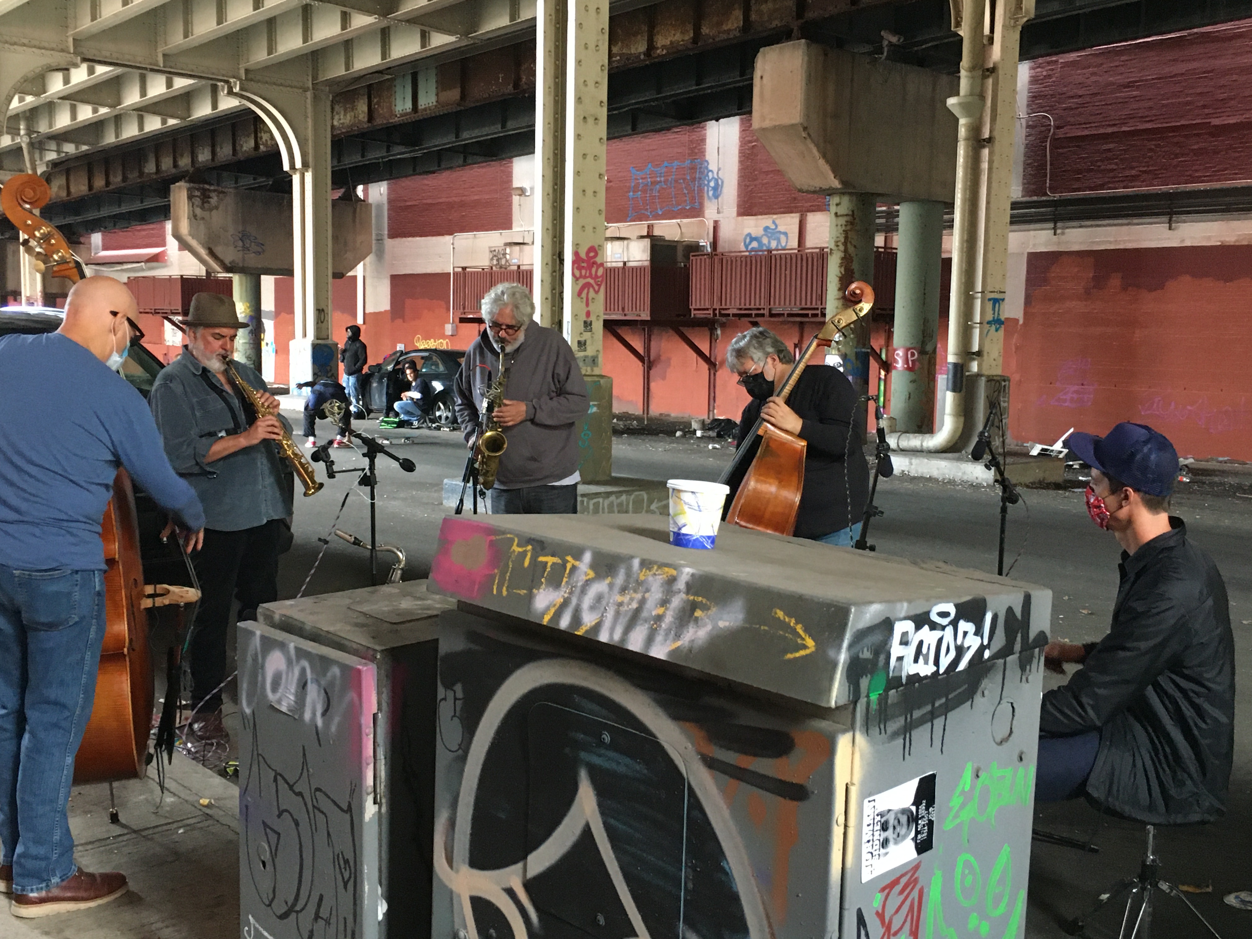 Mark Helias, Tony Malaby, Tim Berne, Michael Formanek And Ches Smith Under The Turnpike