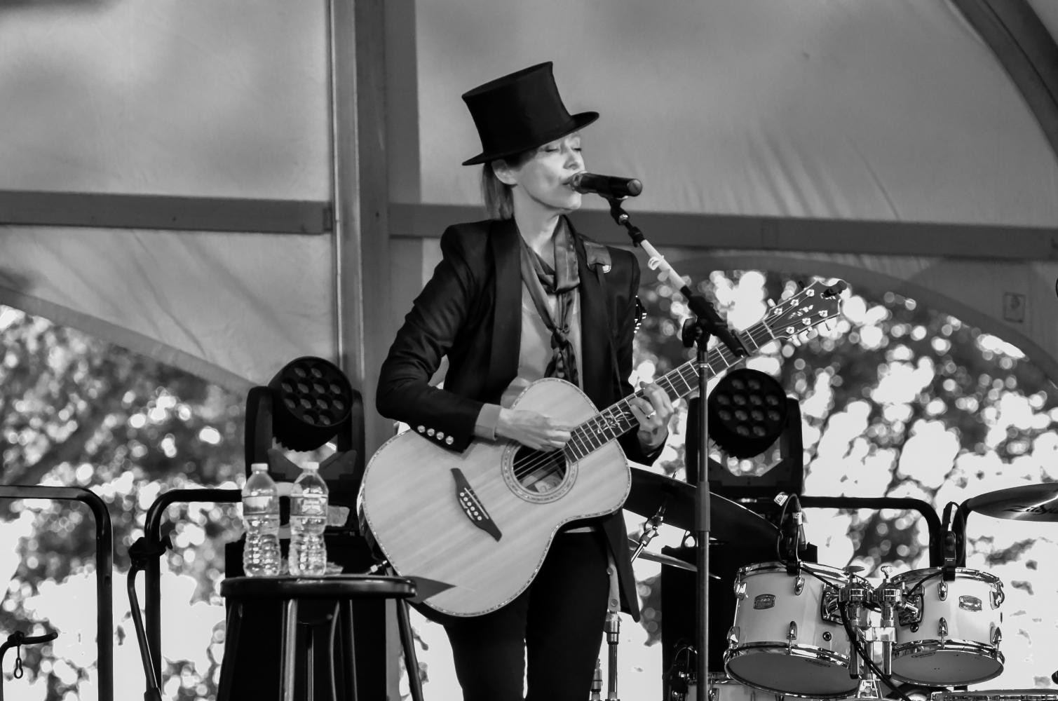 Duncan Sheik and Suzanne Vega Sunset Concert at Sands Point Preserve Conservancy on 9-25-2016.