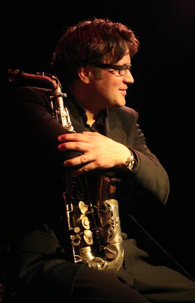 Stefano Saccon with "Libertango" at L'Ecurie, Geneva, Switzerland, March 2006