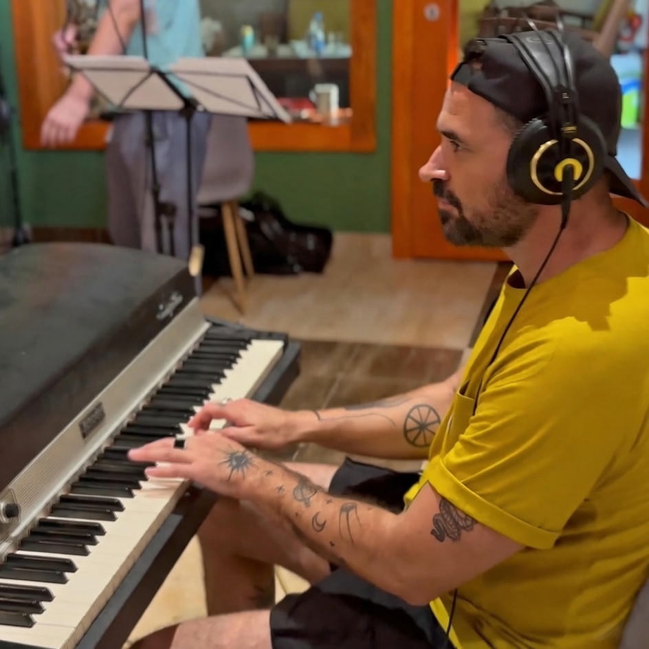 Ilija Nikolic in a studio